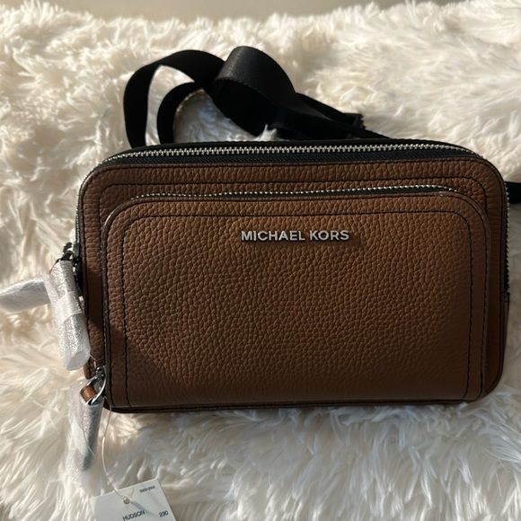 Brandnew MK Belt Bag - Picture 1 of 4